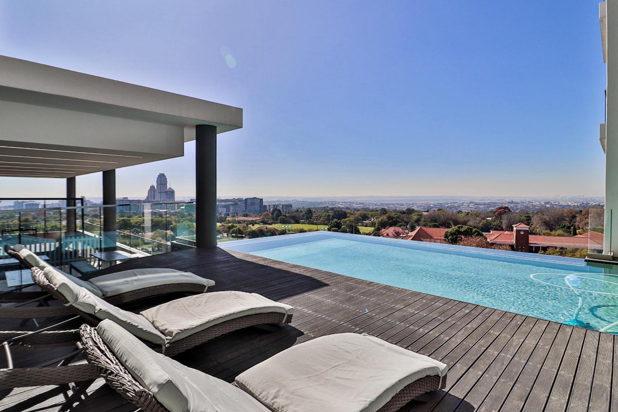 Reserved Suites Illovo Johannesburg Buitenkant foto